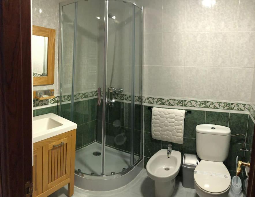 Apartamento Junto A Catedral Apartment Granada Bagian luar foto
