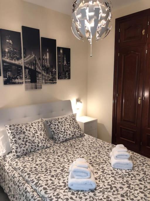 Apartamento Junto A Catedral Apartment Granada Bagian luar foto